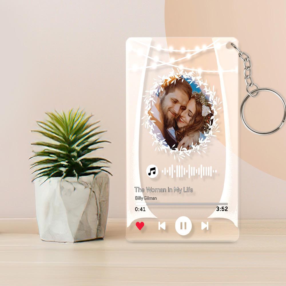 Marry Me Scan Light